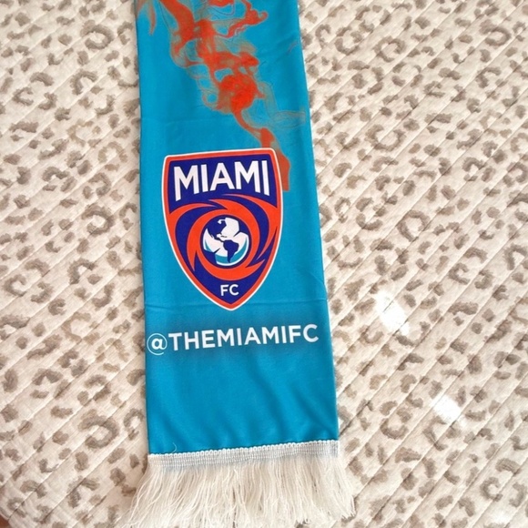 Miami FC Futbol Club/TECO Gas Fan Scarf; Soccer; Aqua and Orange; 60" x 7" - Picture 3 of 7